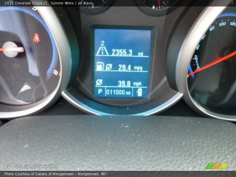 Summit White / Jet Black 2012 Chevrolet Cruze LT