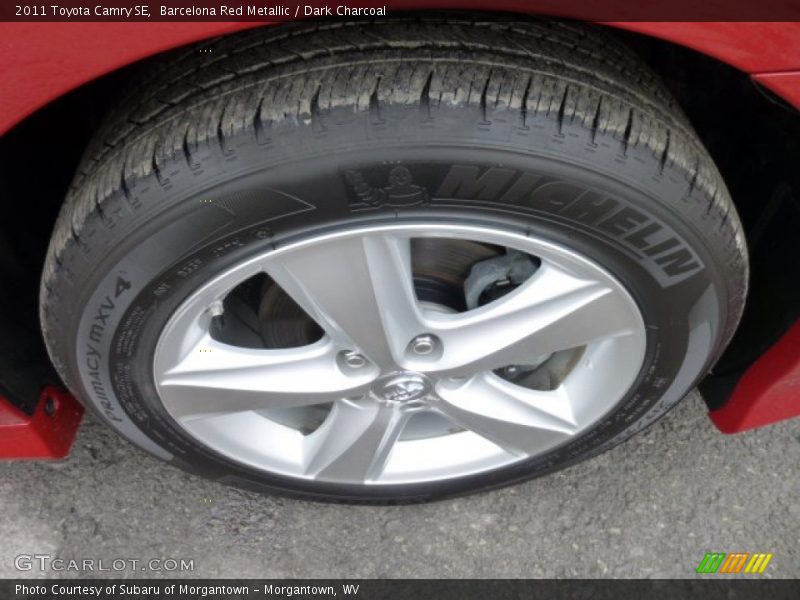 Barcelona Red Metallic / Dark Charcoal 2011 Toyota Camry SE