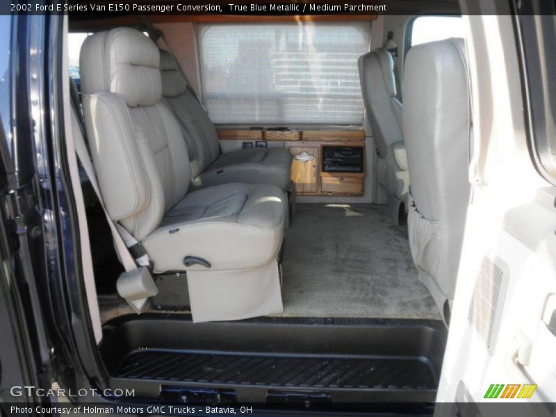 True Blue Metallic / Medium Parchment 2002 Ford E Series Van E150 Passenger Conversion
