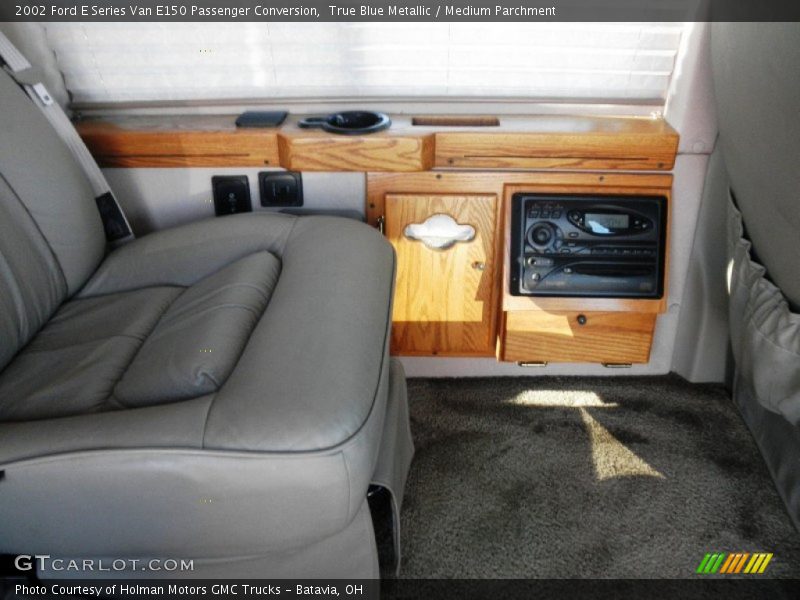 True Blue Metallic / Medium Parchment 2002 Ford E Series Van E150 Passenger Conversion
