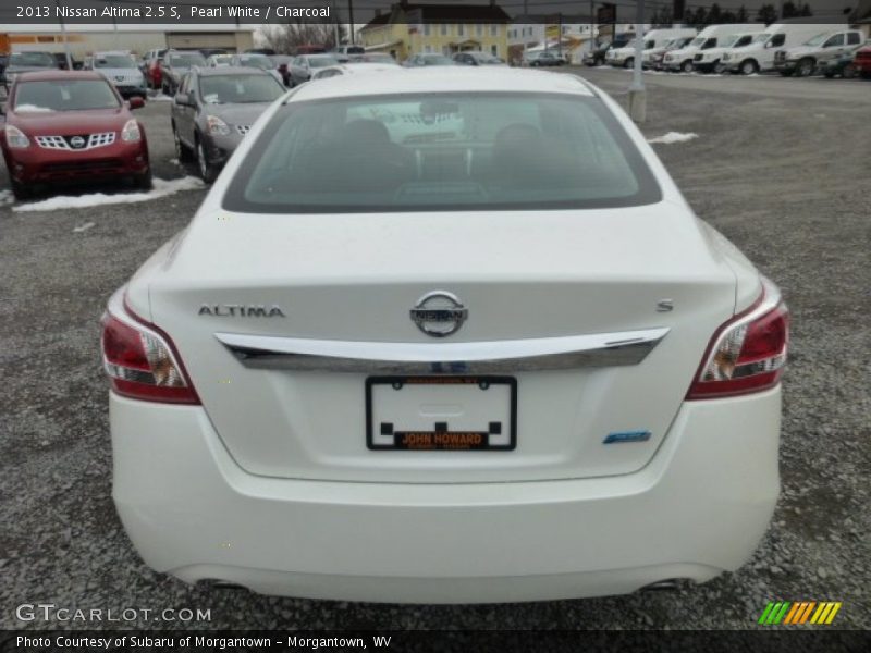 Pearl White / Charcoal 2013 Nissan Altima 2.5 S