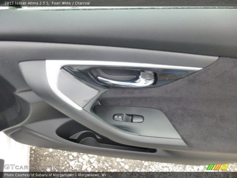 Pearl White / Charcoal 2013 Nissan Altima 2.5 S