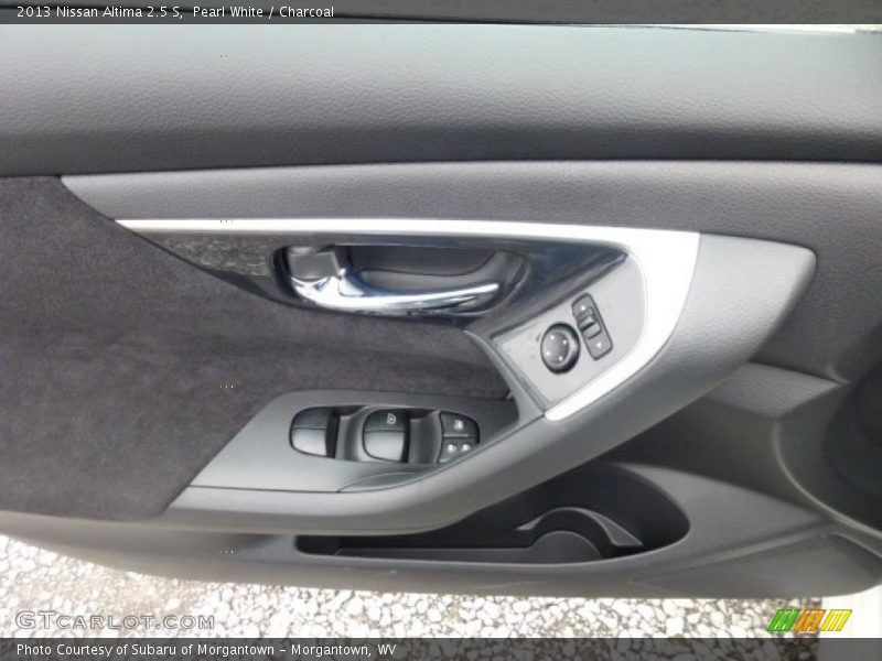 Pearl White / Charcoal 2013 Nissan Altima 2.5 S