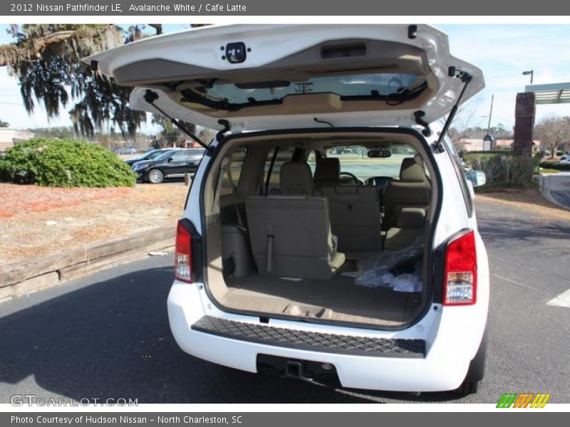 Avalanche White / Cafe Latte 2012 Nissan Pathfinder LE