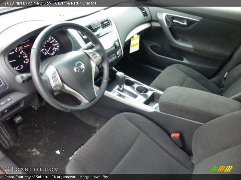 Cayenne Red / Charcoal 2013 Nissan Altima 2.5 SV