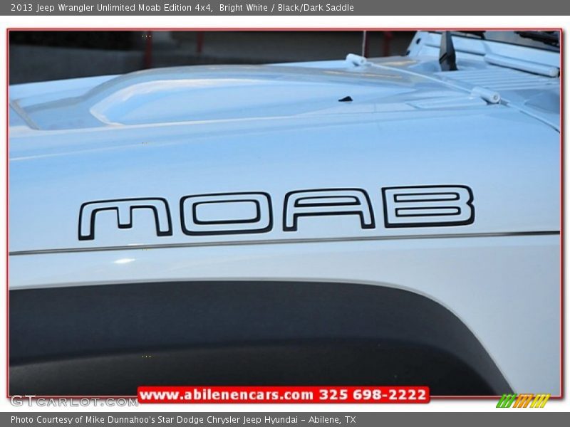 Bright White / Black/Dark Saddle 2013 Jeep Wrangler Unlimited Moab Edition 4x4