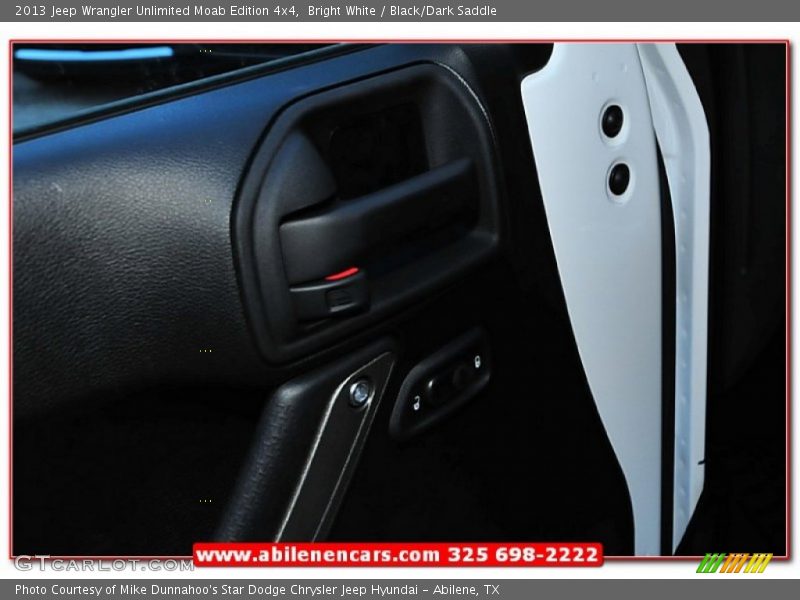 Bright White / Black/Dark Saddle 2013 Jeep Wrangler Unlimited Moab Edition 4x4