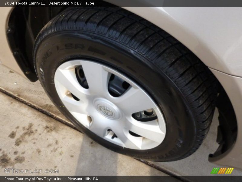 Desert Sand Mica / Taupe 2004 Toyota Camry LE