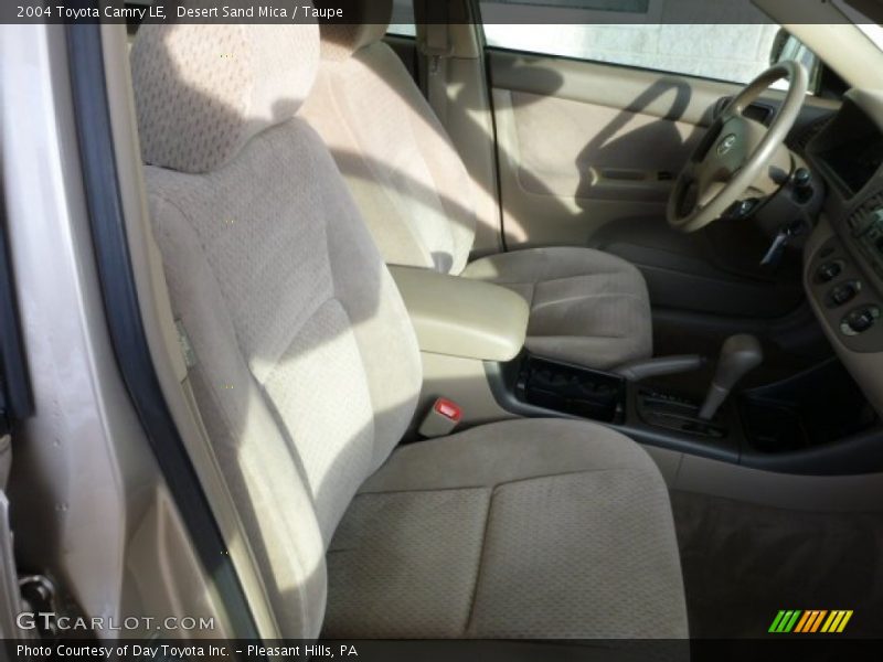 Desert Sand Mica / Taupe 2004 Toyota Camry LE
