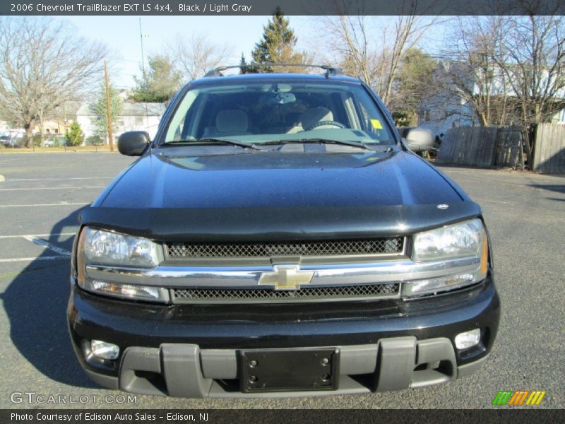 Black / Light Gray 2006 Chevrolet TrailBlazer EXT LS 4x4