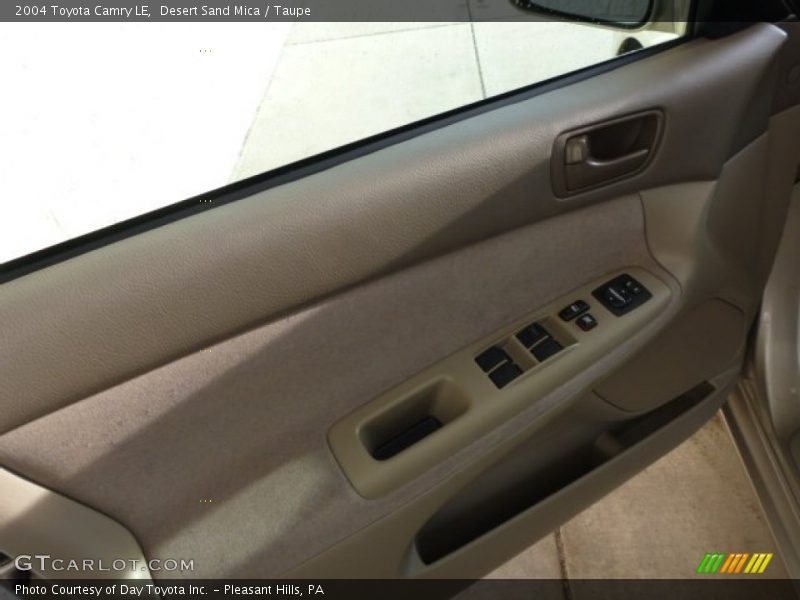 Desert Sand Mica / Taupe 2004 Toyota Camry LE