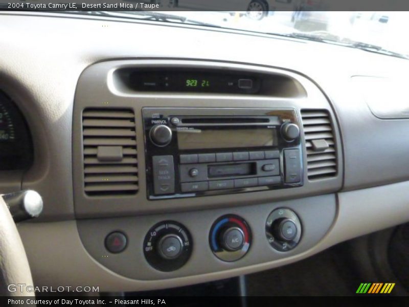 Desert Sand Mica / Taupe 2004 Toyota Camry LE