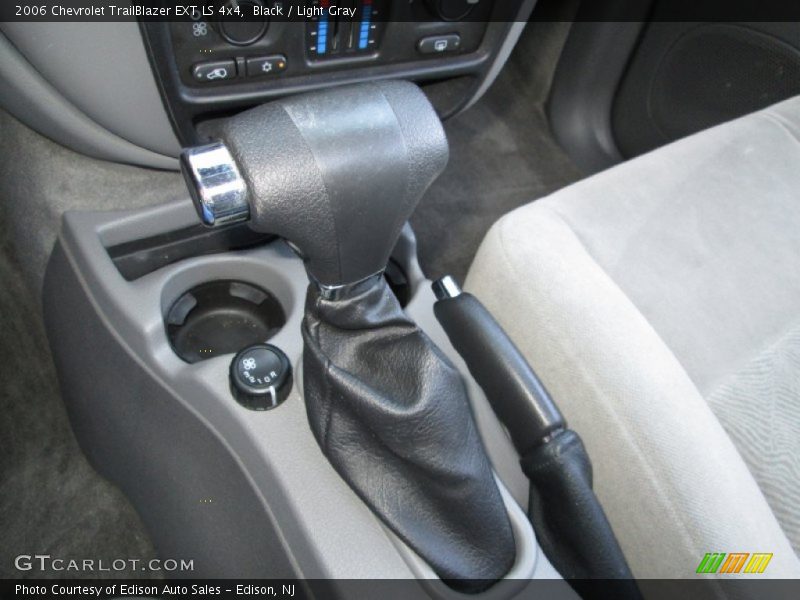 Black / Light Gray 2006 Chevrolet TrailBlazer EXT LS 4x4
