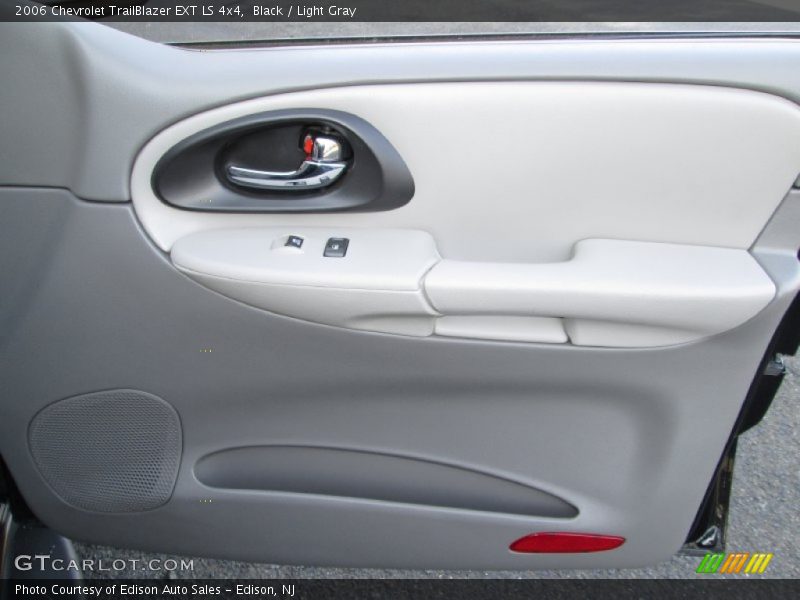 Black / Light Gray 2006 Chevrolet TrailBlazer EXT LS 4x4