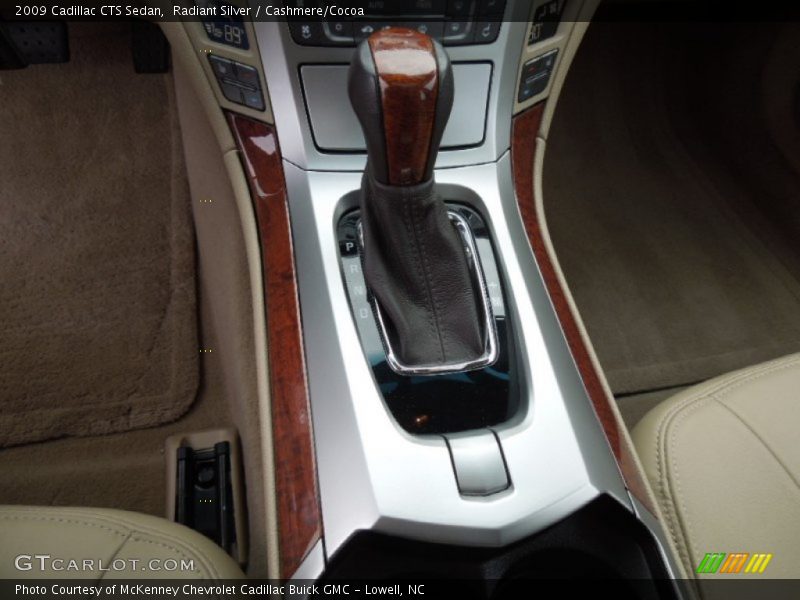 Radiant Silver / Cashmere/Cocoa 2009 Cadillac CTS Sedan