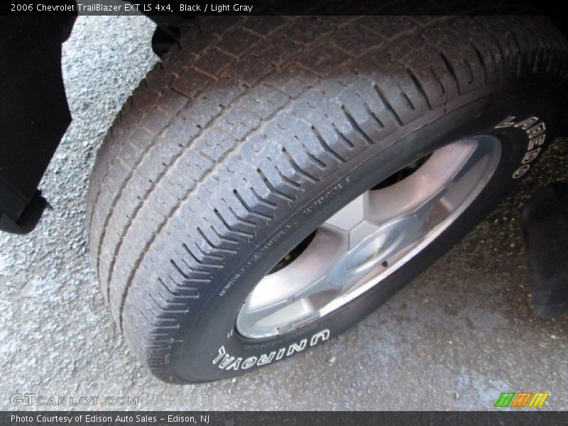 Black / Light Gray 2006 Chevrolet TrailBlazer EXT LS 4x4