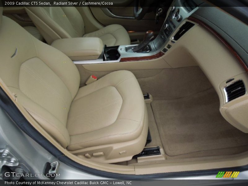 Radiant Silver / Cashmere/Cocoa 2009 Cadillac CTS Sedan