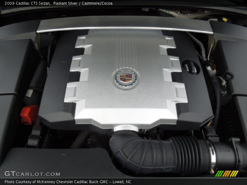 Radiant Silver / Cashmere/Cocoa 2009 Cadillac CTS Sedan