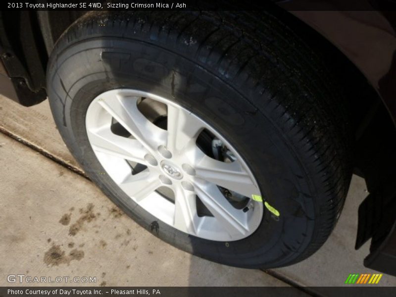 Sizzling Crimson Mica / Ash 2013 Toyota Highlander SE 4WD