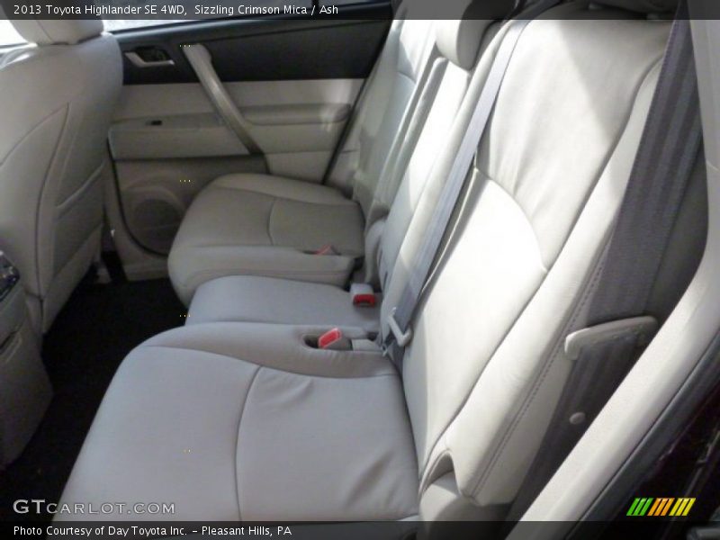 Sizzling Crimson Mica / Ash 2013 Toyota Highlander SE 4WD