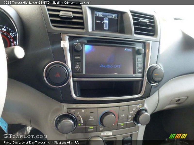Sizzling Crimson Mica / Ash 2013 Toyota Highlander SE 4WD