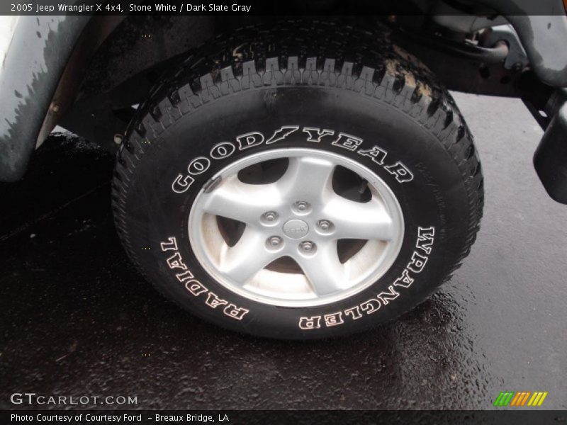 Stone White / Dark Slate Gray 2005 Jeep Wrangler X 4x4