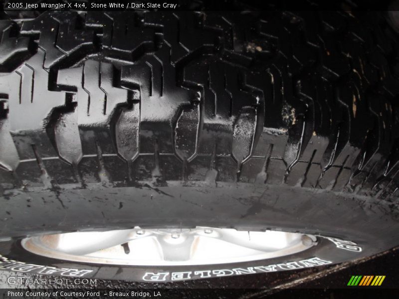 Stone White / Dark Slate Gray 2005 Jeep Wrangler X 4x4