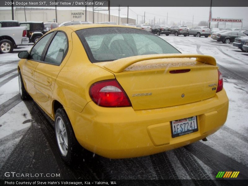Solar Yellow / Dark Slate Gray 2004 Dodge Neon SXT