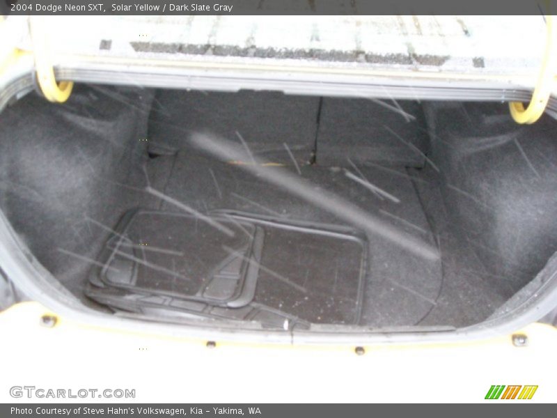 Solar Yellow / Dark Slate Gray 2004 Dodge Neon SXT