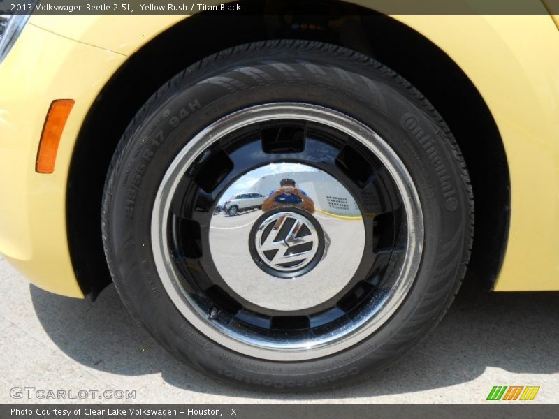 Yellow Rush / Titan Black 2013 Volkswagen Beetle 2.5L