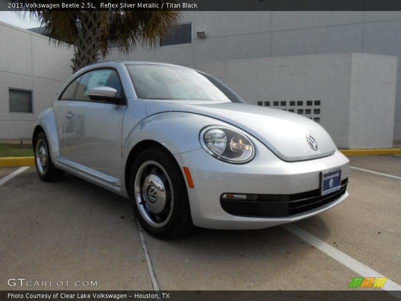 Reflex Silver Metallic / Titan Black 2013 Volkswagen Beetle 2.5L