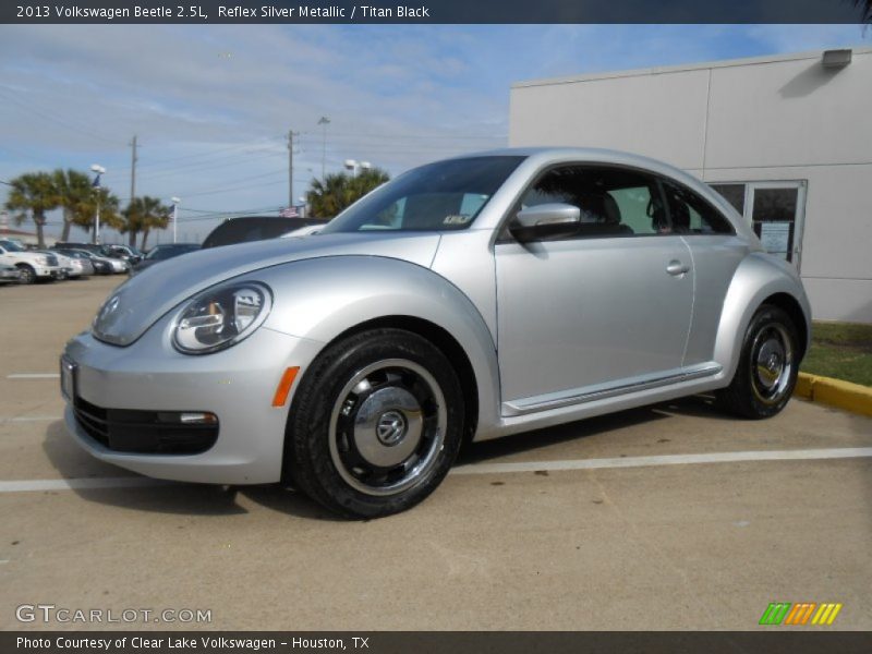 Reflex Silver Metallic / Titan Black 2013 Volkswagen Beetle 2.5L