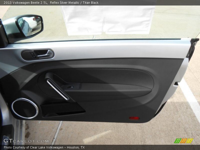 Reflex Silver Metallic / Titan Black 2013 Volkswagen Beetle 2.5L