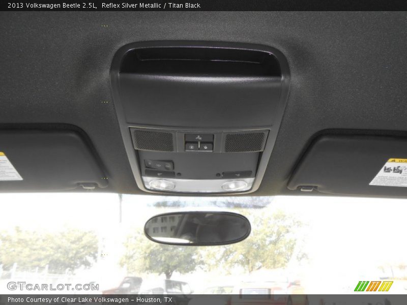 Reflex Silver Metallic / Titan Black 2013 Volkswagen Beetle 2.5L