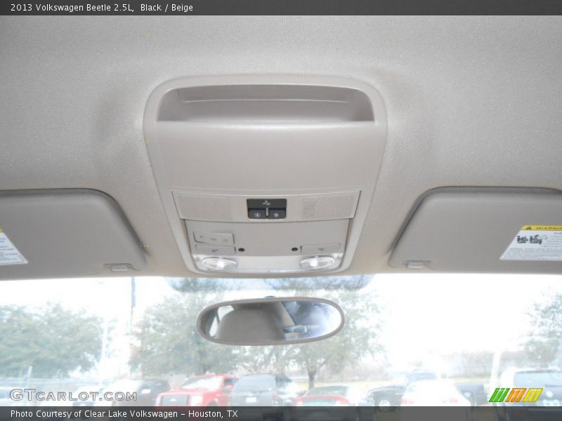 Black / Beige 2013 Volkswagen Beetle 2.5L