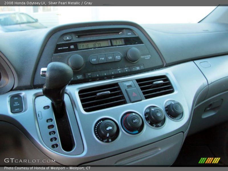 Silver Pearl Metallic / Gray 2008 Honda Odyssey LX