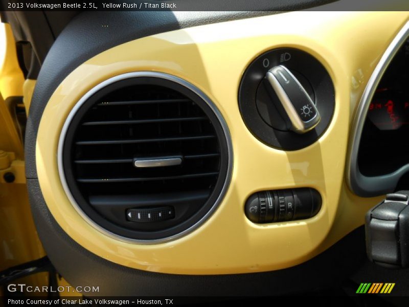 Yellow Rush / Titan Black 2013 Volkswagen Beetle 2.5L