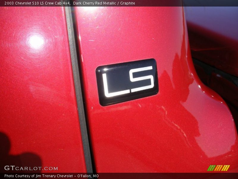 Dark Cherry Red Metallic / Graphite 2003 Chevrolet S10 LS Crew Cab 4x4
