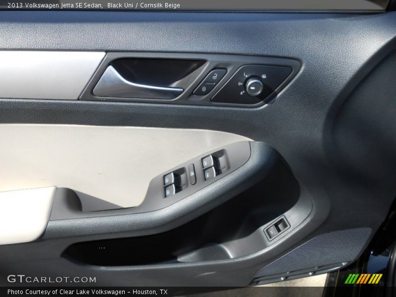 Black Uni / Cornsilk Beige 2013 Volkswagen Jetta SE Sedan