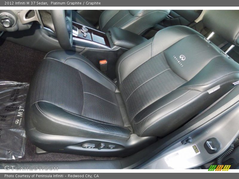Front Seat of 2012 M 37 Sedan
