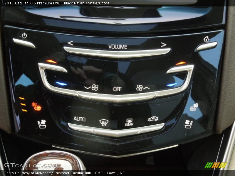 Black Raven / Shale/Cocoa 2013 Cadillac XTS Premium FWD