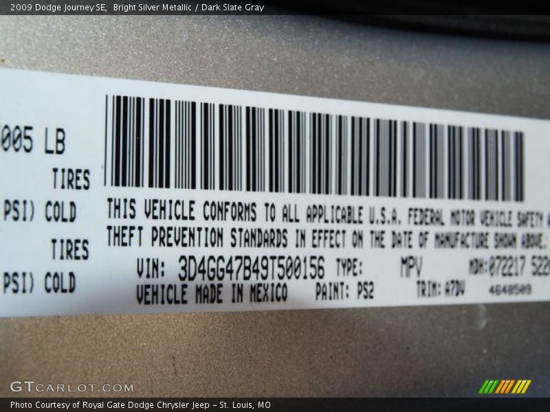 Bright Silver Metallic / Dark Slate Gray 2009 Dodge Journey SE