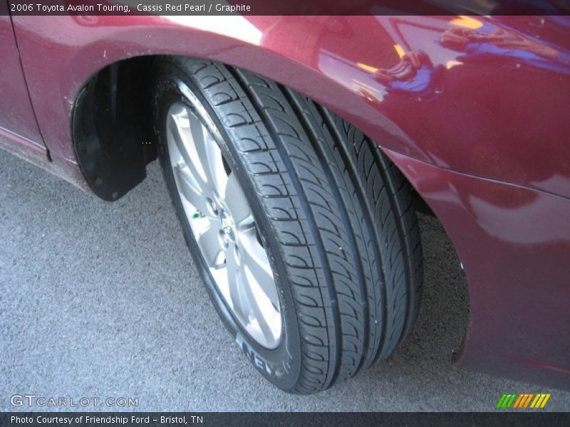 Cassis Red Pearl / Graphite 2006 Toyota Avalon Touring