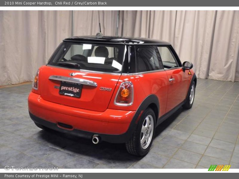 Chili Red / Grey/Carbon Black 2010 Mini Cooper Hardtop