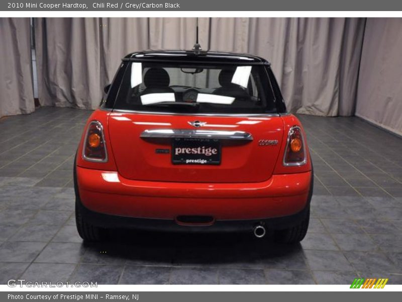 Chili Red / Grey/Carbon Black 2010 Mini Cooper Hardtop