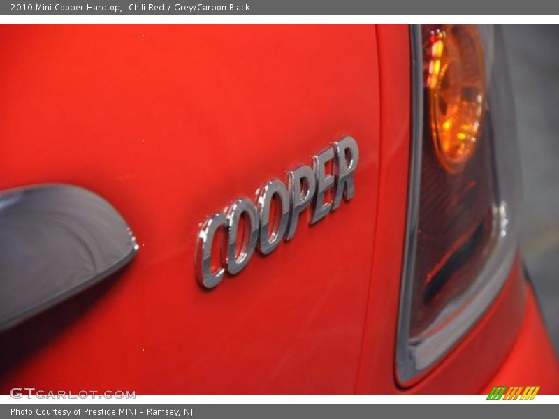 Chili Red / Grey/Carbon Black 2010 Mini Cooper Hardtop