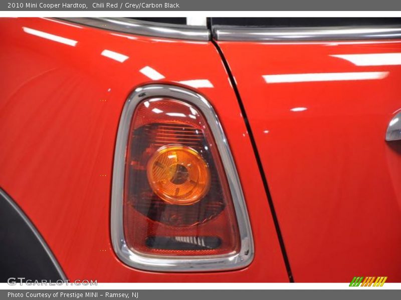 Chili Red / Grey/Carbon Black 2010 Mini Cooper Hardtop