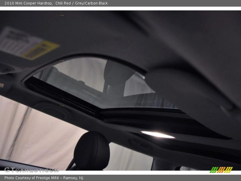 Chili Red / Grey/Carbon Black 2010 Mini Cooper Hardtop