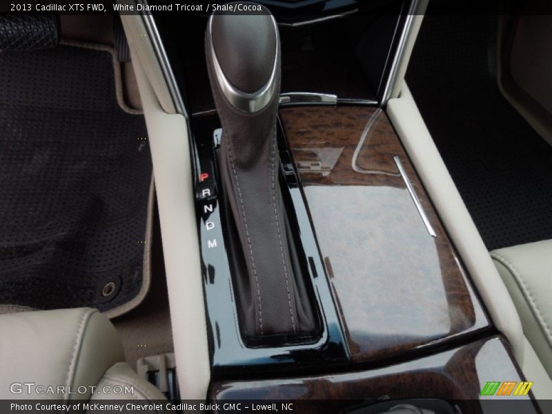 White Diamond Tricoat / Shale/Cocoa 2013 Cadillac XTS FWD