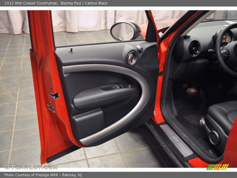 Blazing Red / Carbon Black 2013 Mini Cooper Countryman